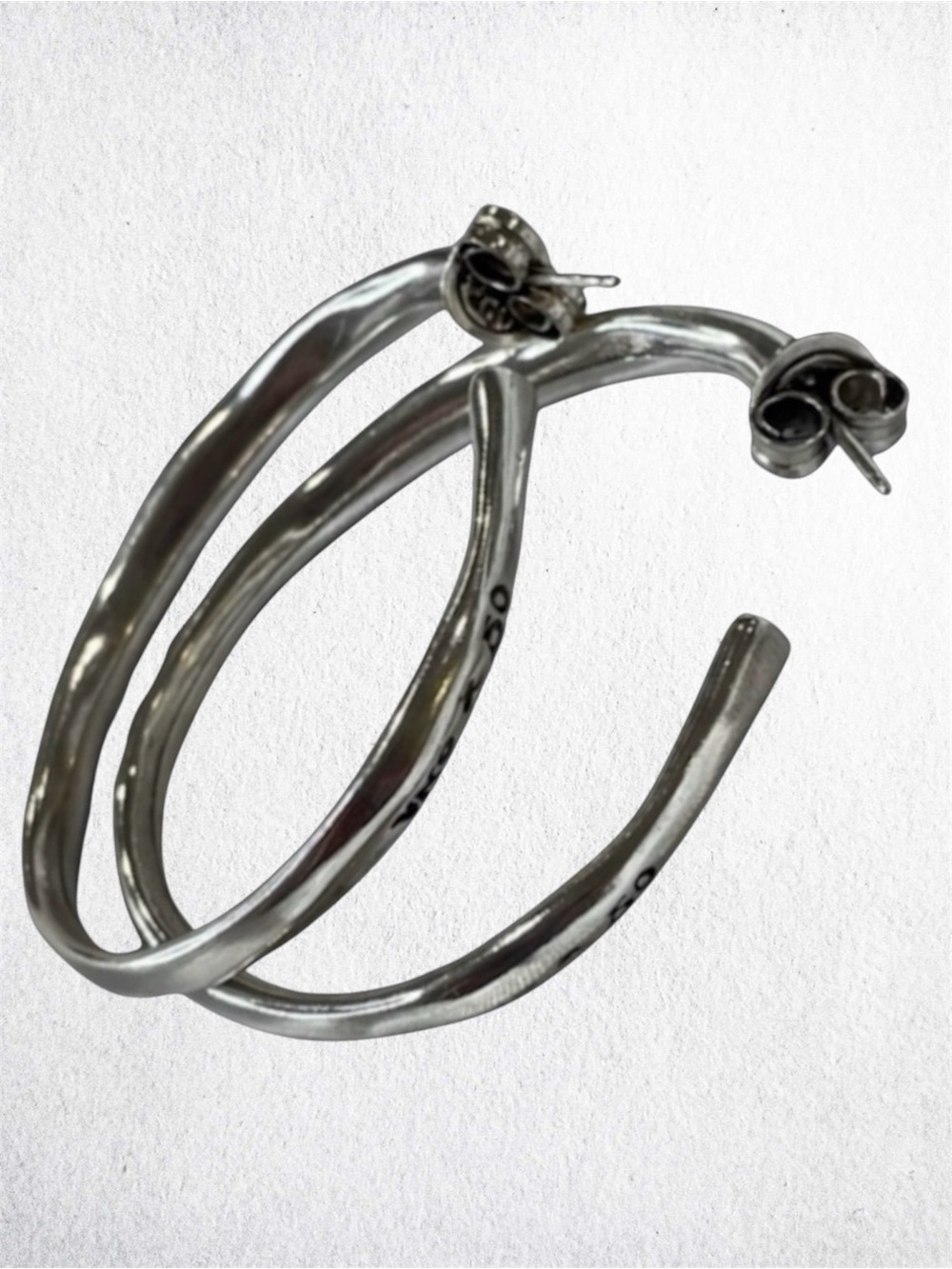 Uno de 50 XL Minimal Silver Hoop Earrings